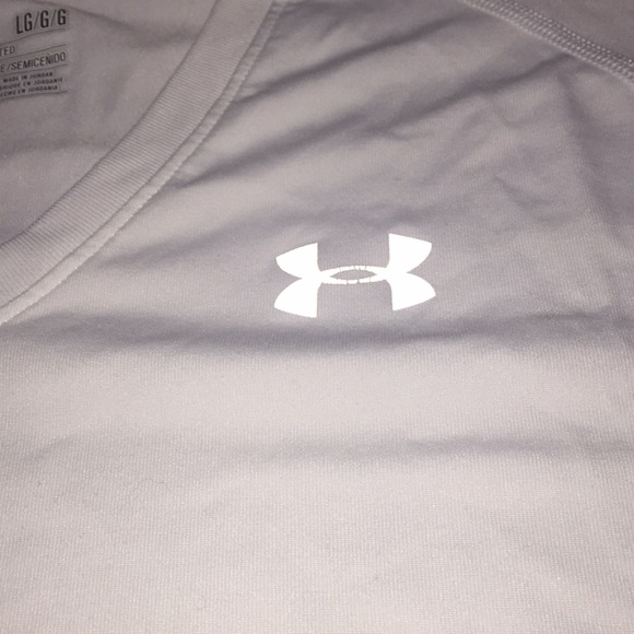 Under Armour tee - Picture 2 of 7
